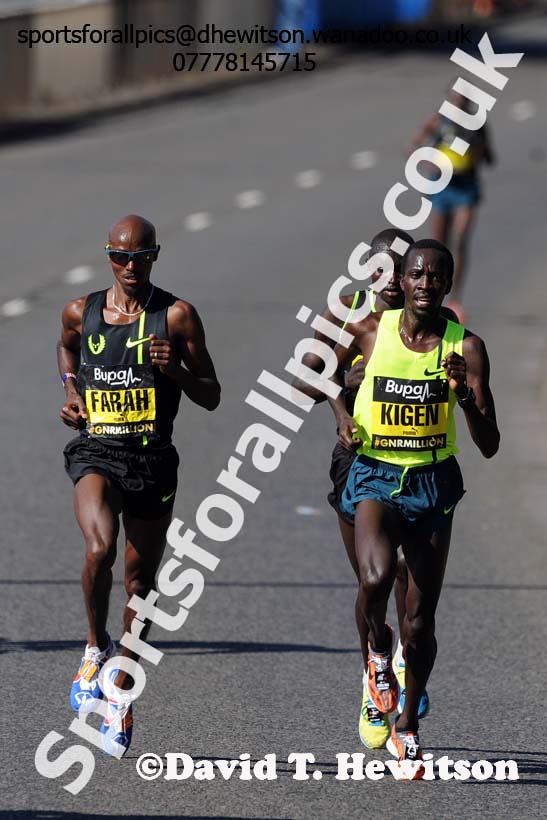 Mo Farah, Mike KIgan and Thomas Ayeko break away in the mens 2014 BUPA Great North Run. Photo: David T. Hewitson/Sports for All Pics